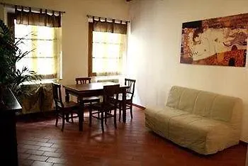 Bed and Breakfast Maison La Nunziatina Πίζα