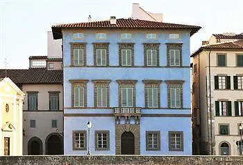 Bed and Breakfast Maison La Nunziatina 3*