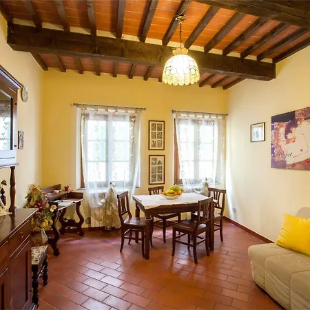 Bed and Breakfast Maison La Nunziatina 3*